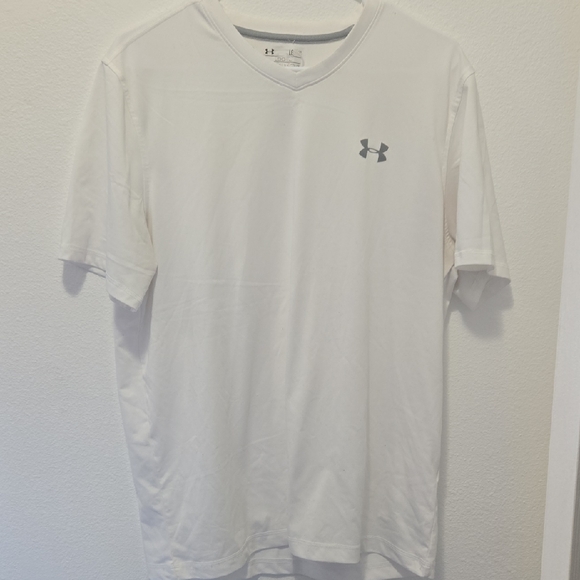 Under Armour Other - Under Armour Men's White V-Neck Tee